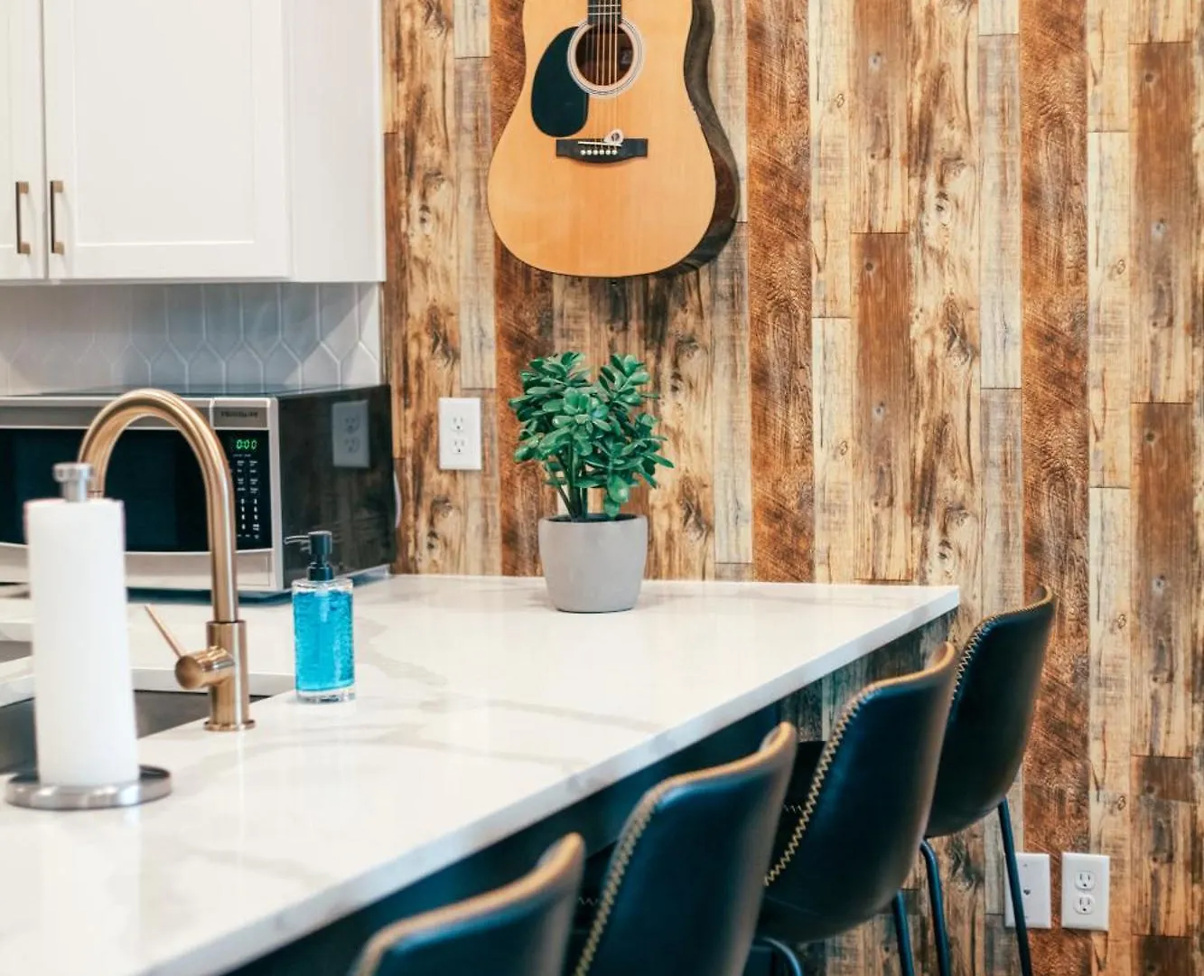 Rhinestone Cowboy In East Nashville, 5 Minutes To Downtown And Broadway Apartment Nashville